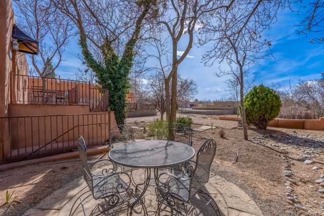 625 Garcia Street, Santa Fe, NM 87505