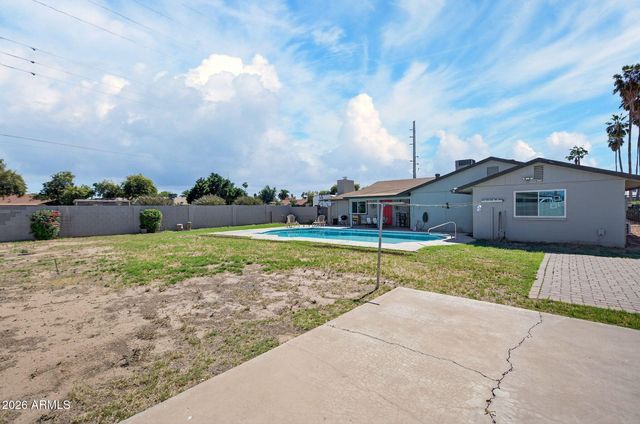 3502 W CINNABAR Avenue, Phoenix, AZ 85051