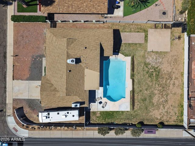 3502 W CINNABAR Avenue, Phoenix, AZ 85051