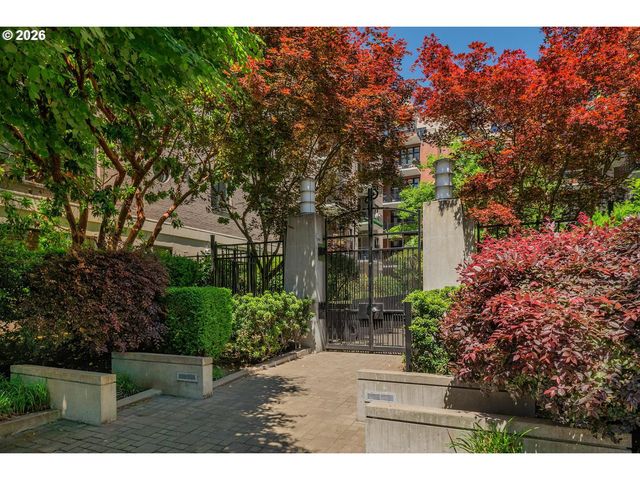 1030 Nw JOHNSON St 219, Portland, OR 97209