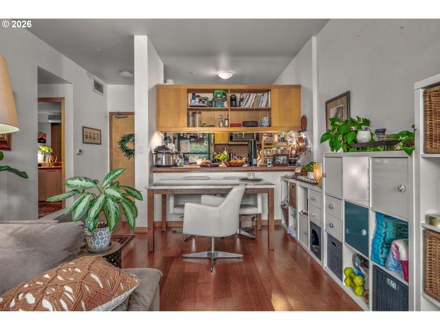 1030 Nw JOHNSON St 219, Portland, OR 97209