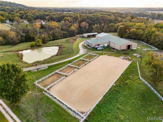 24606 Pike 248, Louisiana, MO 63353