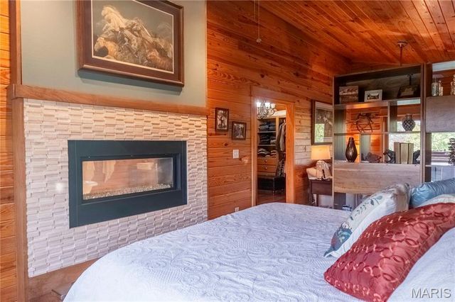 24606 Pike 248, Louisiana, MO 63353