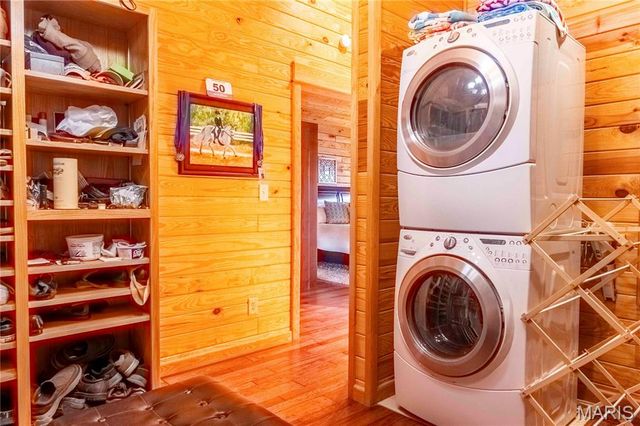 24606 Pike 248, Louisiana, MO 63353