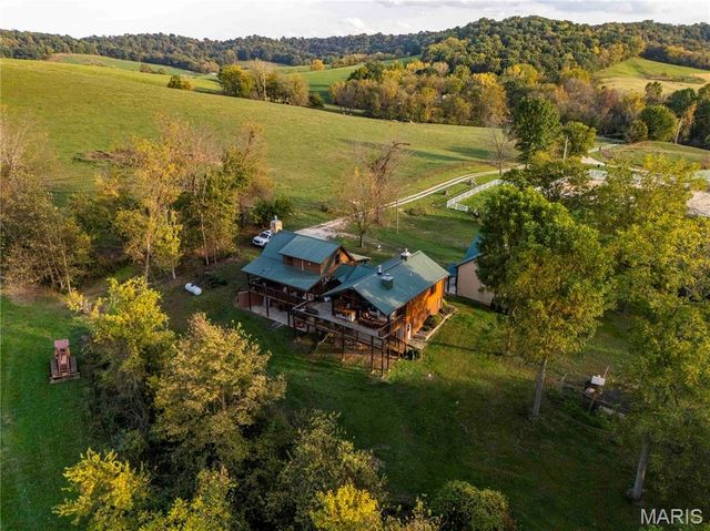 24606 Pike 248, Louisiana, MO 63353