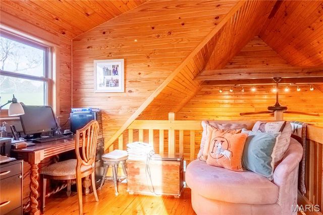 24606 Pike 248, Louisiana, MO 63353