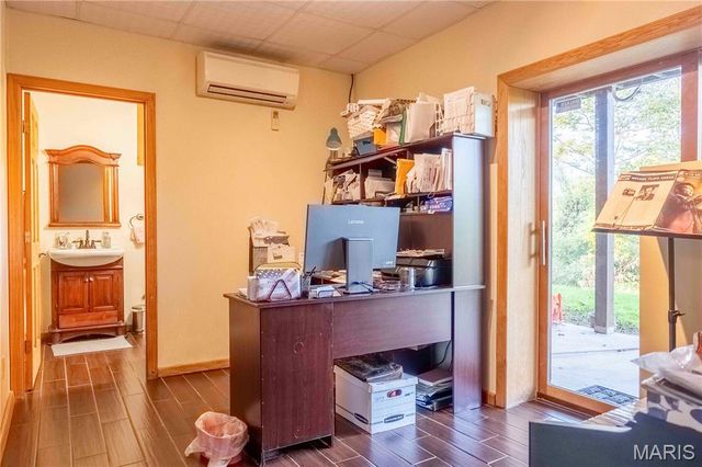 24606 Pike 248, Louisiana, MO 63353