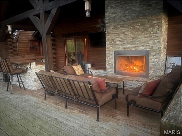 24606 Pike 248, Louisiana, MO 63353