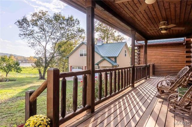 24606 Pike 248, Louisiana, MO 63353