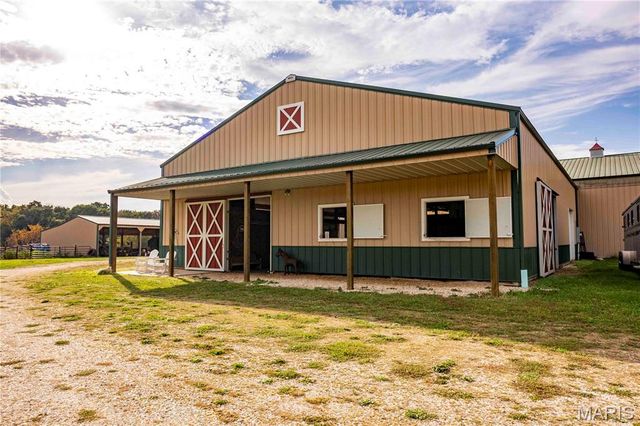 24606 Pike 248, Louisiana, MO 63353