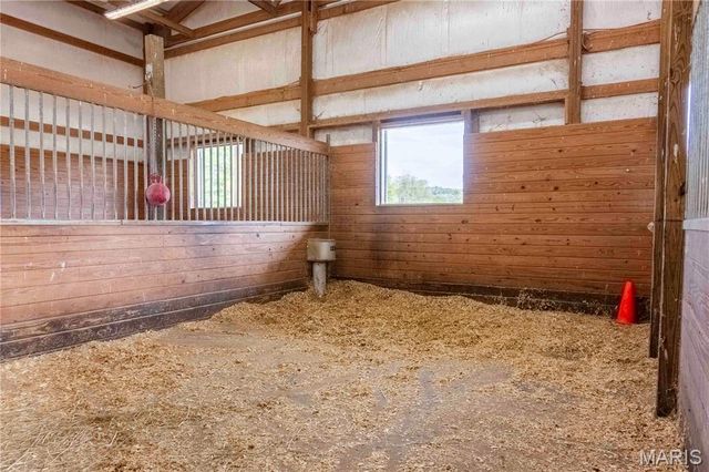 24606 Pike 248, Louisiana, MO 63353