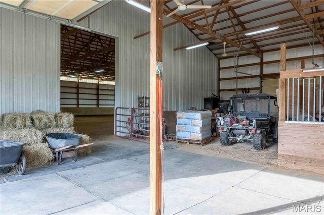 24606 Pike 248, Louisiana, MO 63353