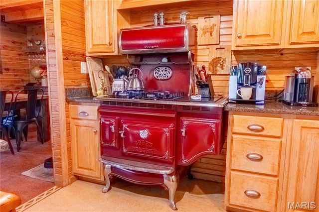 24606 Pike 248, Louisiana, MO 63353