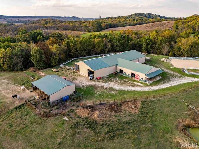 24606 Pike 248, Louisiana, MO 63353