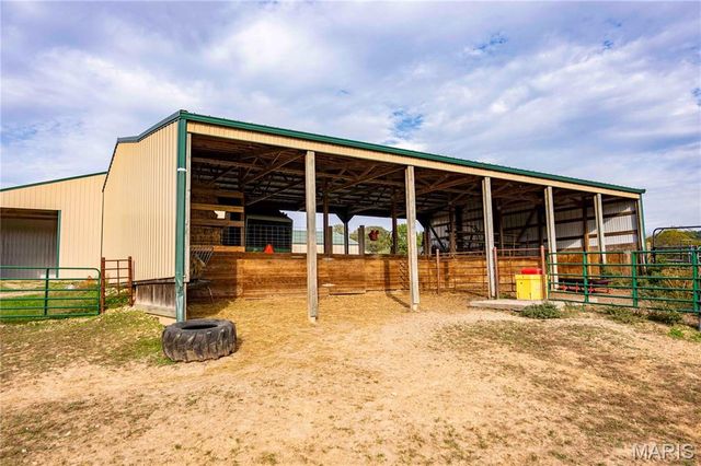 24606 Pike 248, Louisiana, MO 63353