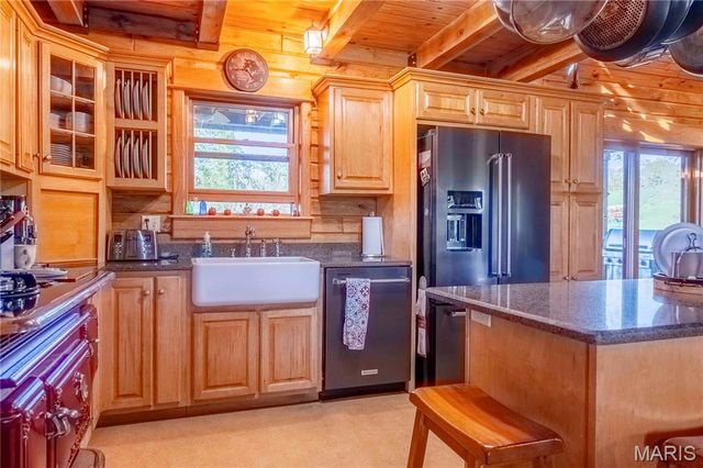 24606 Pike 248, Louisiana, MO 63353