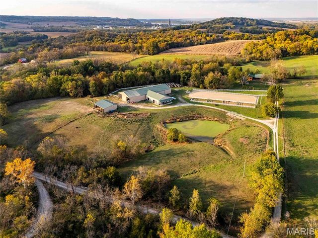 24606 Pike 248, Louisiana, MO 63353