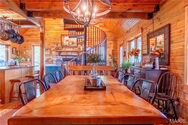 24606 Pike 248, Louisiana, MO 63353