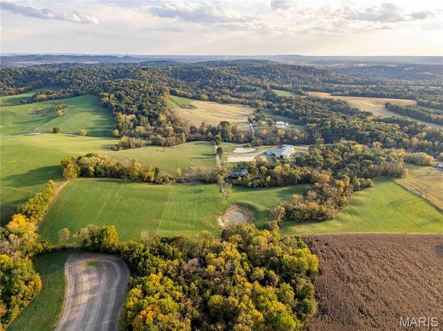 24606 Pike 248, Louisiana, MO 63353