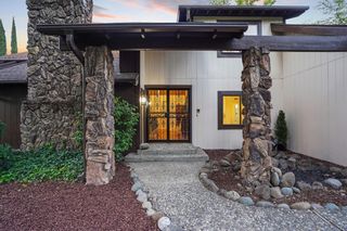 9775 Oak Leaf Way, Granite Bay, CA 95746
