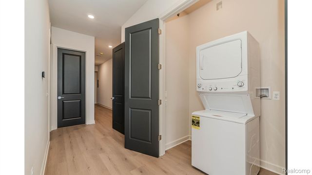 4130 TRUMBULL Street 5, Detroit, MI 48208