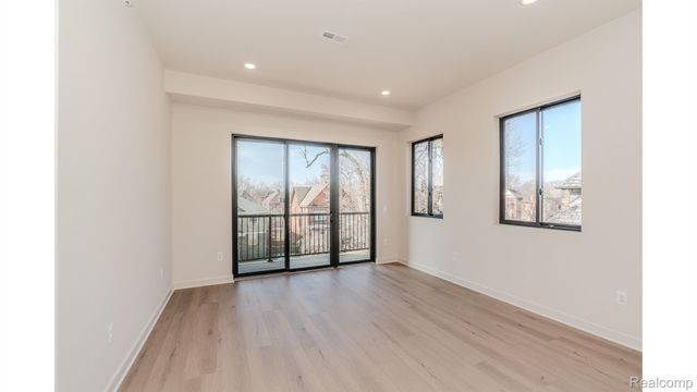 4130 TRUMBULL Street 5, Detroit, MI 48208