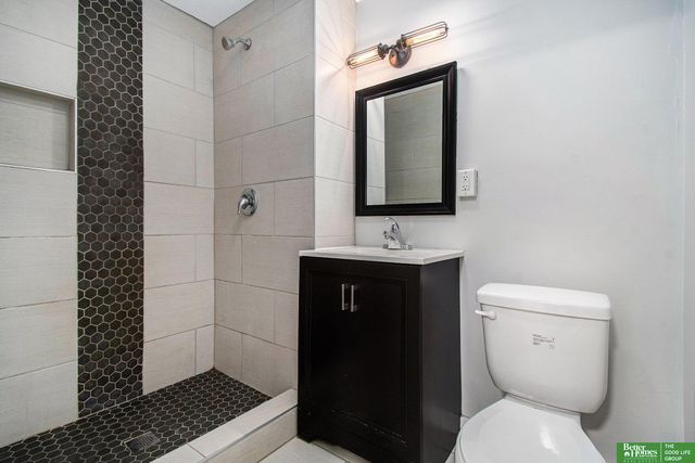 5519 NW Radial Highway, Omaha, NE 68104