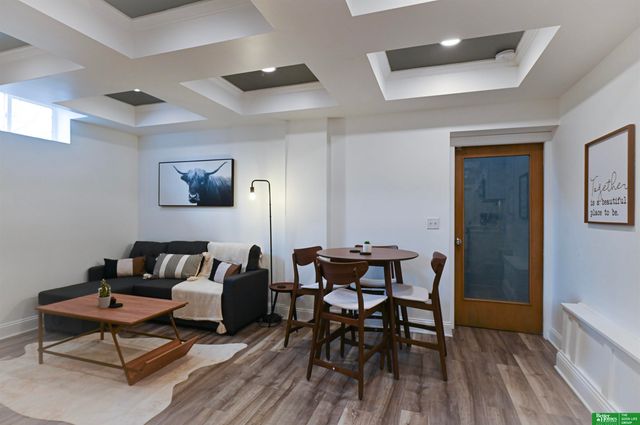 5519 NW Radial Highway, Omaha, NE 68104