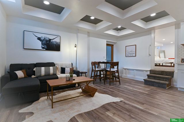 5519 NW Radial Highway, Omaha, NE 68104