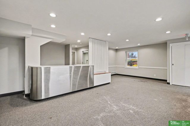 5519 NW Radial Highway, Omaha, NE 68104