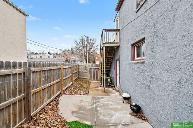 5519 NW Radial Highway, Omaha, NE 68104