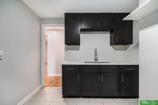 5519 NW Radial Highway, Omaha, NE 68104