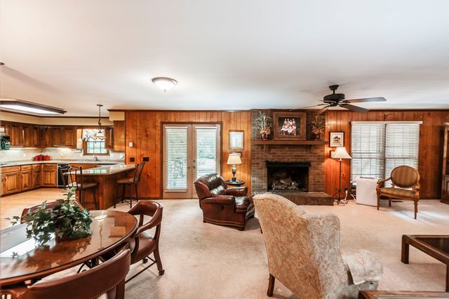 6372 Chickering Cir, Nashville, TN 37215