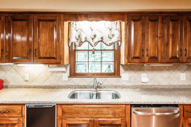 6372 Chickering Cir, Nashville, TN 37215