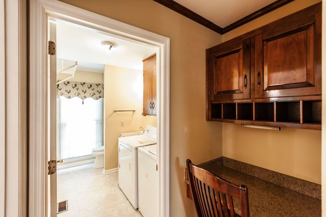 6372 Chickering Cir, Nashville, TN 37215