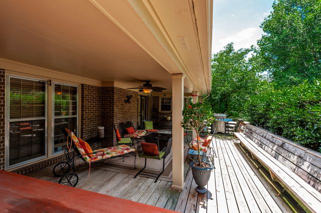 6372 Chickering Cir, Nashville, TN 37215