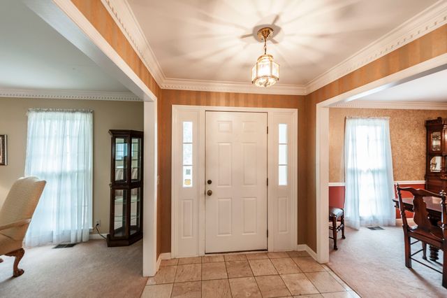 6372 Chickering Cir, Nashville, TN 37215