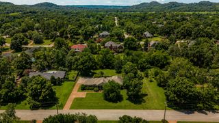 6372 Chickering Cir, Nashville, TN 37215