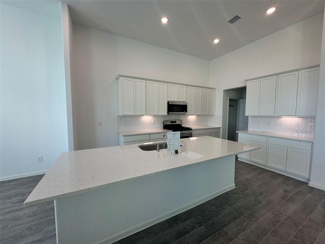2510 Shallow Lake Lane, Iowa Colony, TX 77583