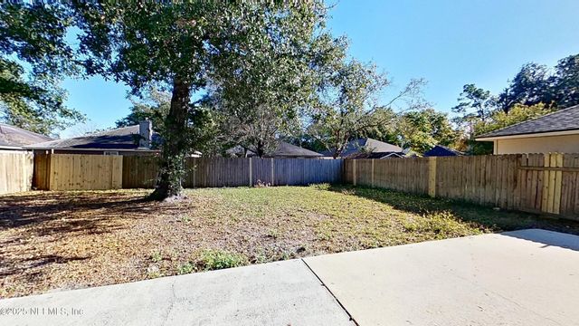 1639 SPRING BRANCH Drive W, Jacksonville, FL 32221