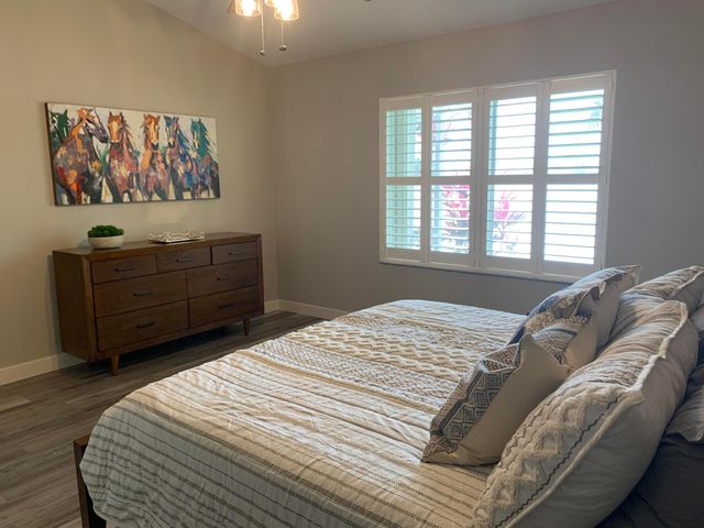 10667 Lake Shore Drive, Wellington, FL 33414