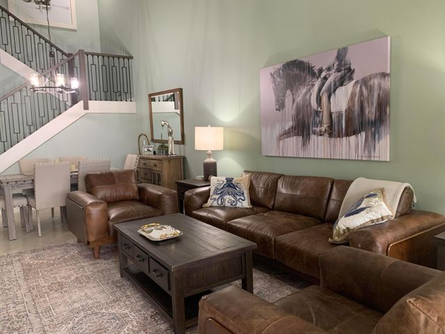 10667 Lake Shore Drive, Wellington, FL 33414