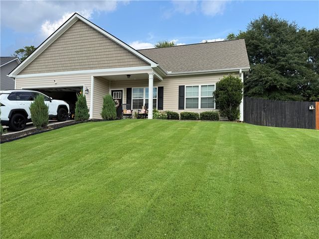 206 Ashwood Lane, Anderson, SC 29625