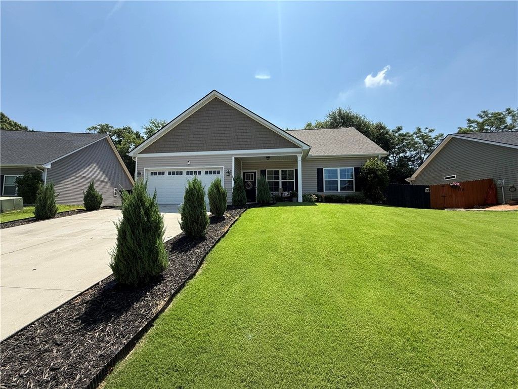 206 Ashwood Lane, Anderson, SC 29625
