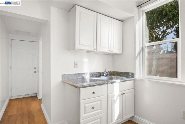 184 A St, Hayward, CA 94541