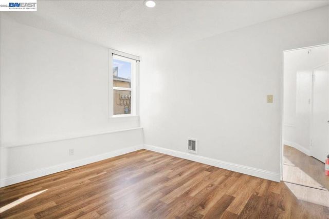 184 A St, Hayward, CA 94541