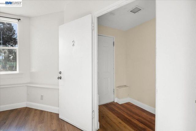 184 A St, Hayward, CA 94541