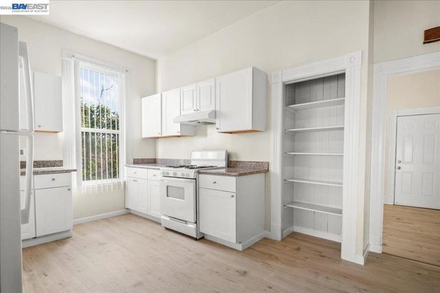 184 A St, Hayward, CA 94541