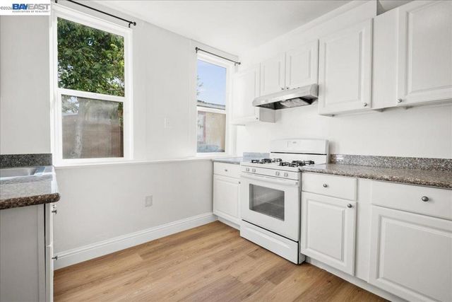 184 A St, Hayward, CA 94541