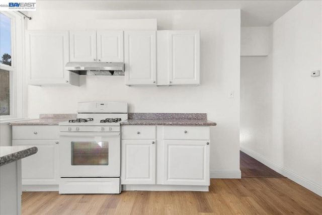 184 A St, Hayward, CA 94541